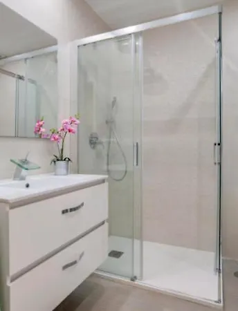 Benalbeach Ocean Front 1bdr New! Apartment